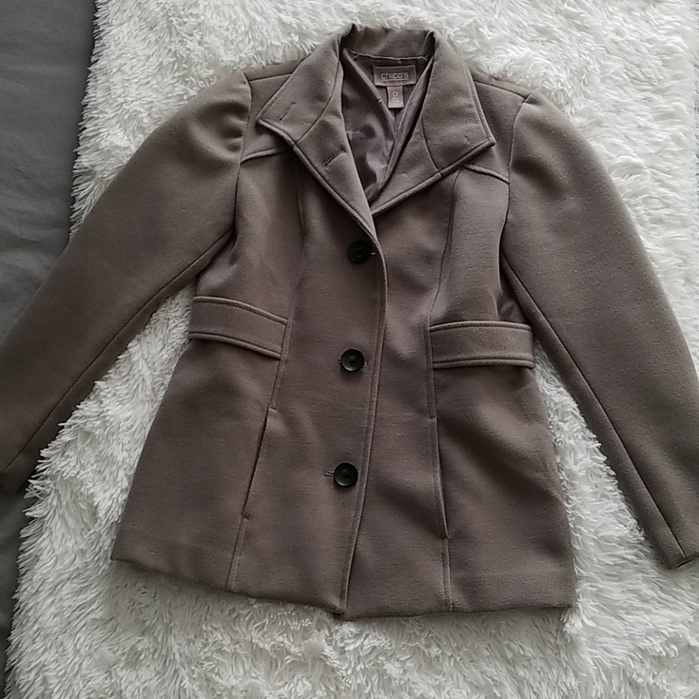 Chico's lightweight coat